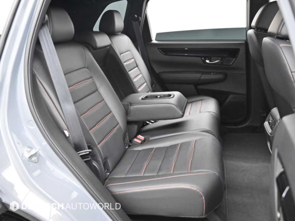 Honda CR-V — photo 12