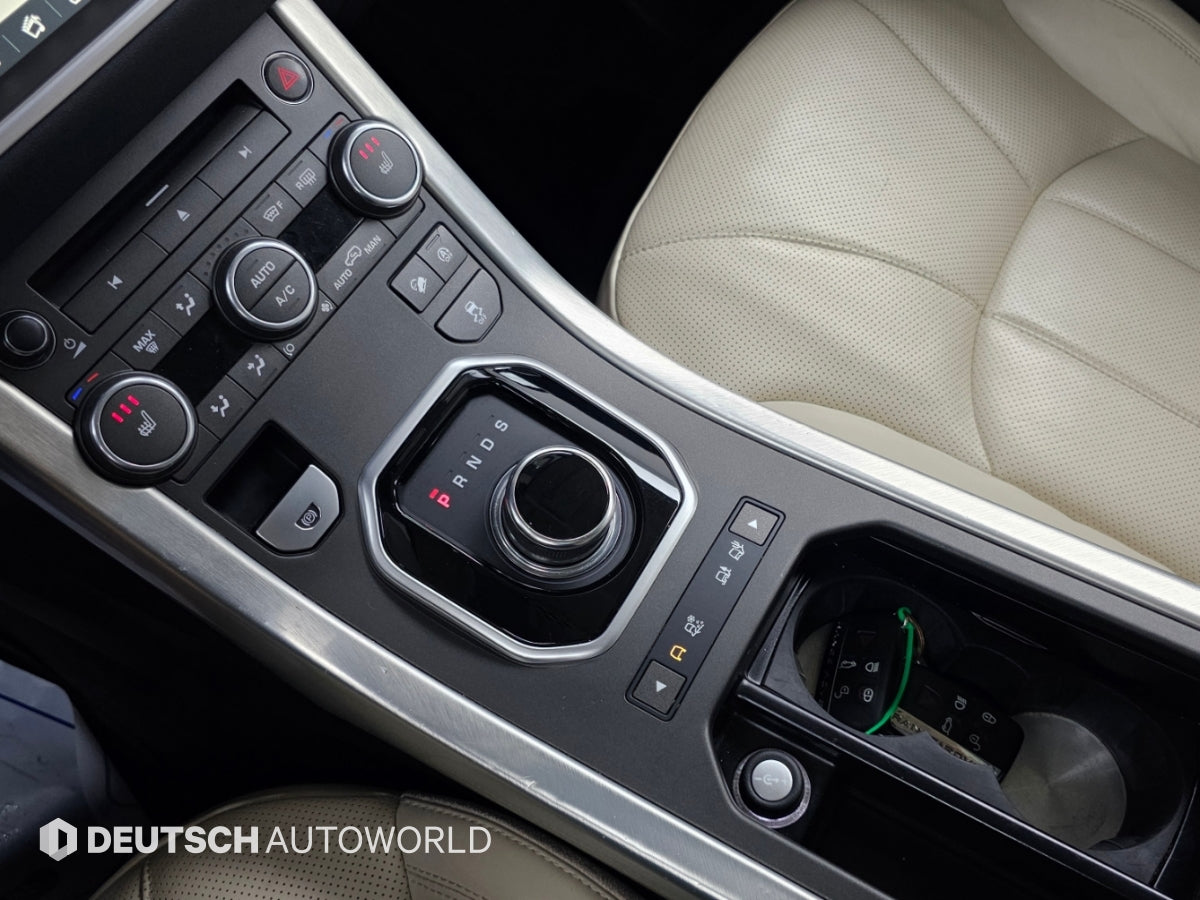 Land Rover Range Rover Evoque — photo 09
