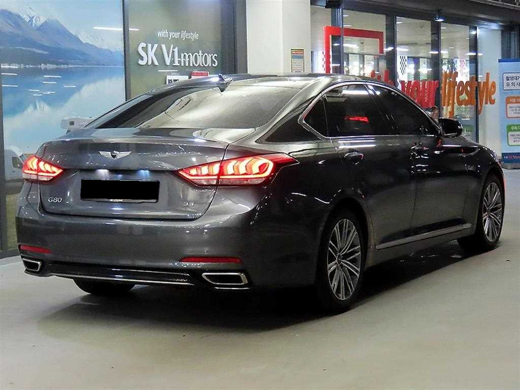 Genesis G80 — photo 04