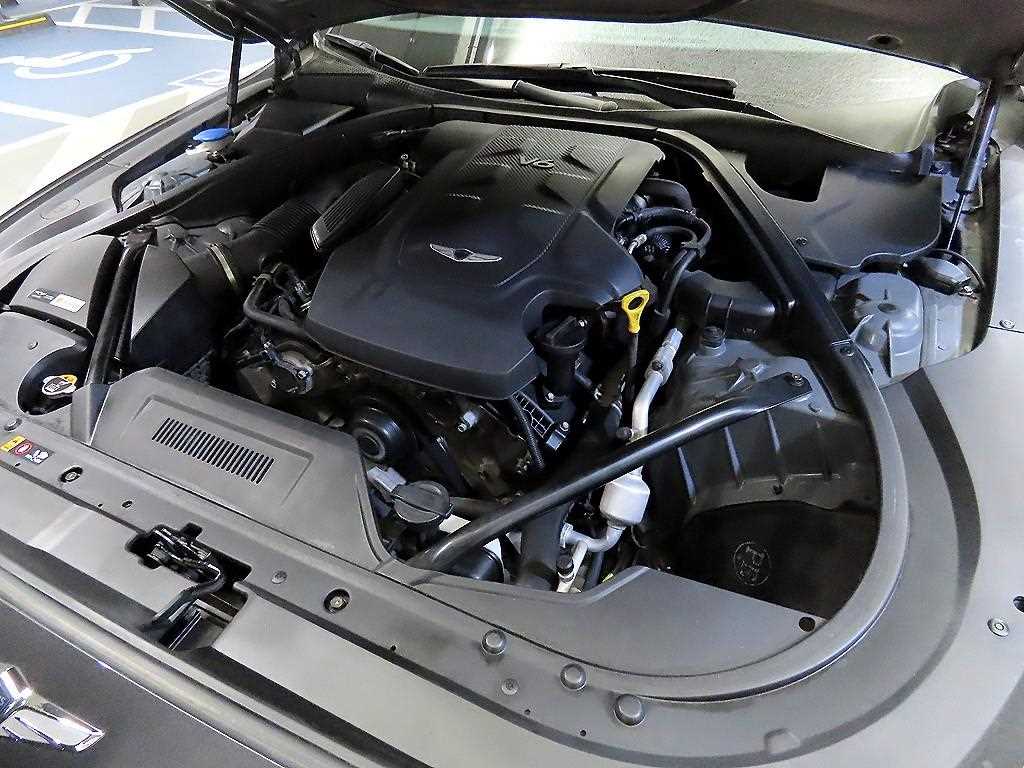 Genesis G80 — photo 19