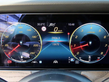 Mercedes-Benz E-Class — photo 09