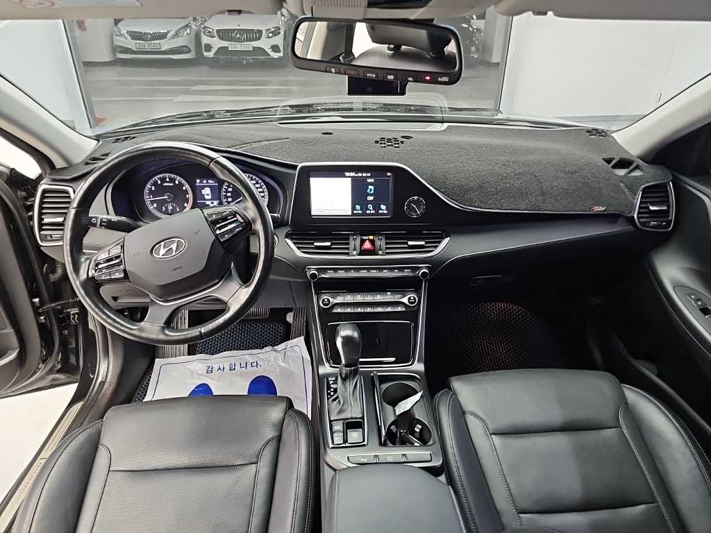 Hyundai Grandeur — photo 07