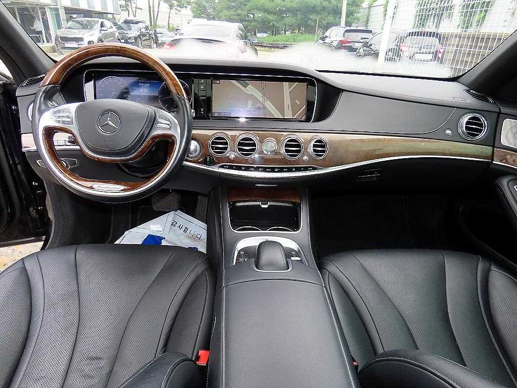 Mercedes-Benz S-Class — photo 07