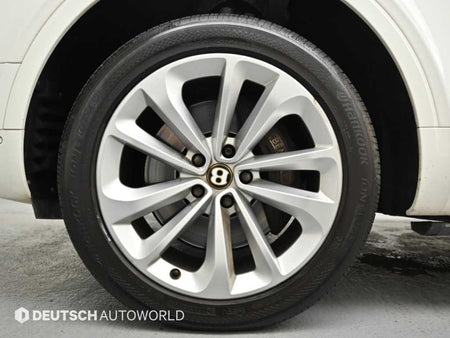 Bentley Bentayga — photo 05