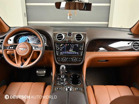 Bentley Bentayga — photo 07