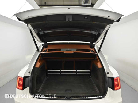 Bentley Bentayga — photo 19