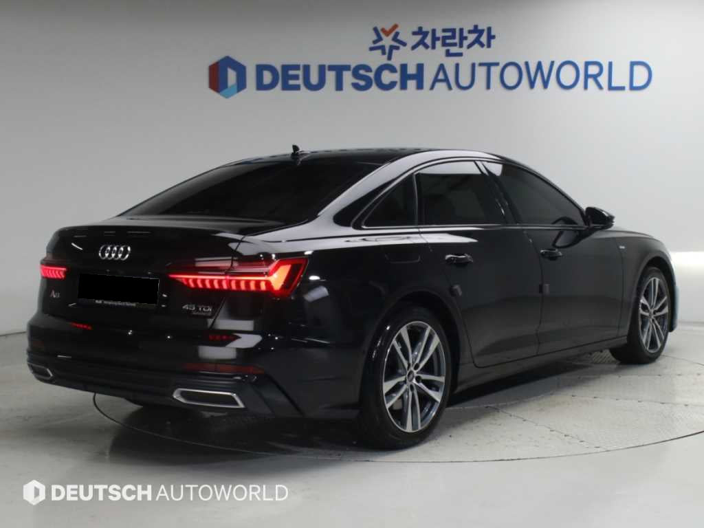Audi A6 — photo 02