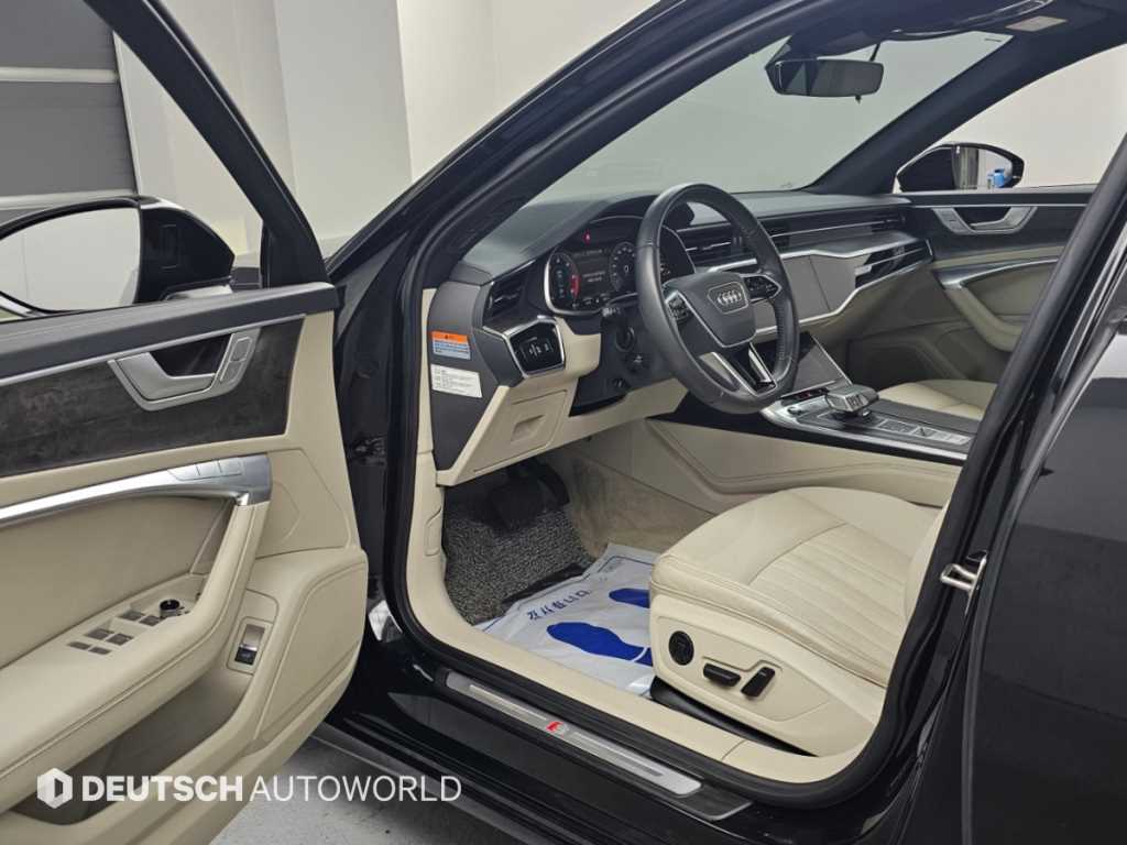 Audi A6 — photo 11