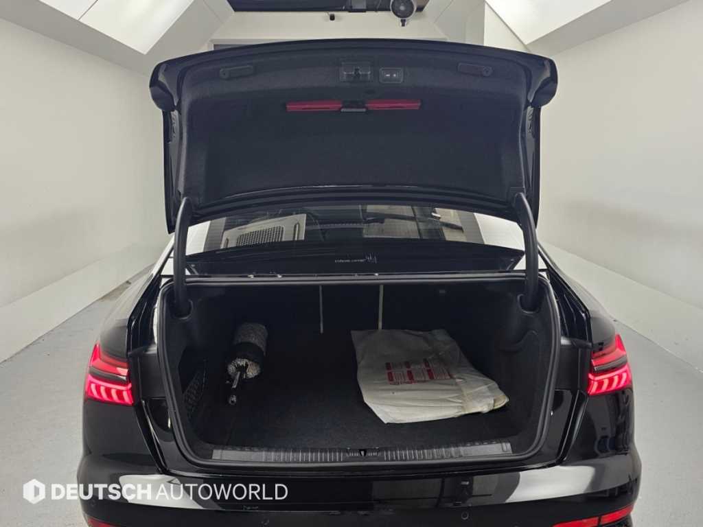 Audi A6 — photo 19