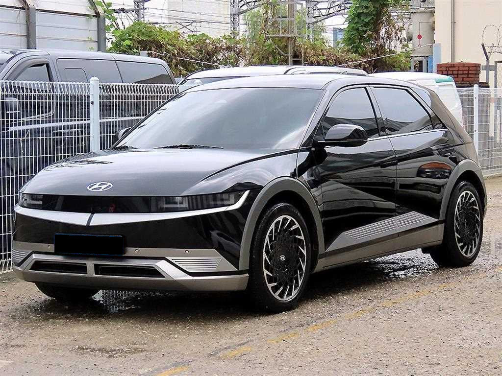 Hyundai Ioniq5 — photo 02