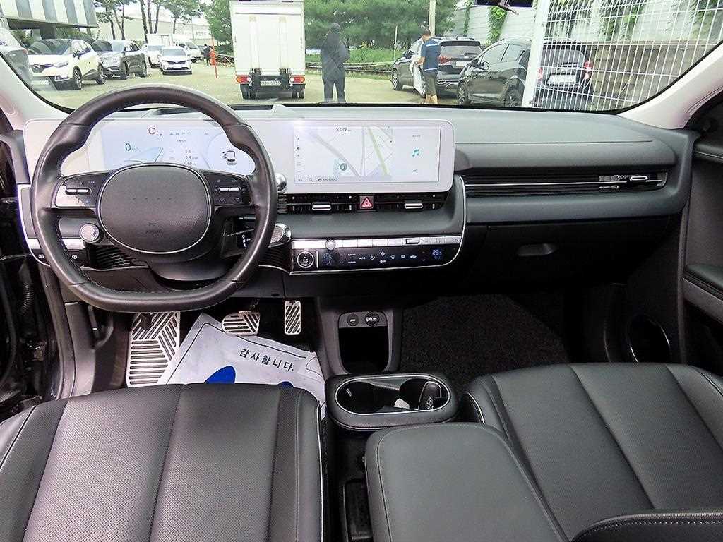 Hyundai Ioniq5 — photo 07