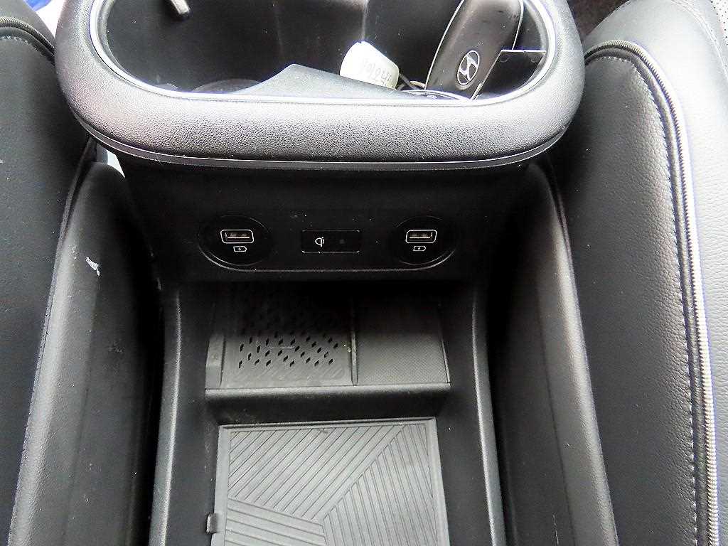 Hyundai Ioniq5 — photo 15