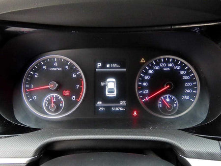 Kia K5 — photo 09