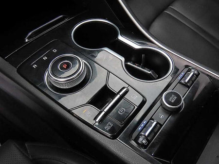 Kia K5 — photo 10