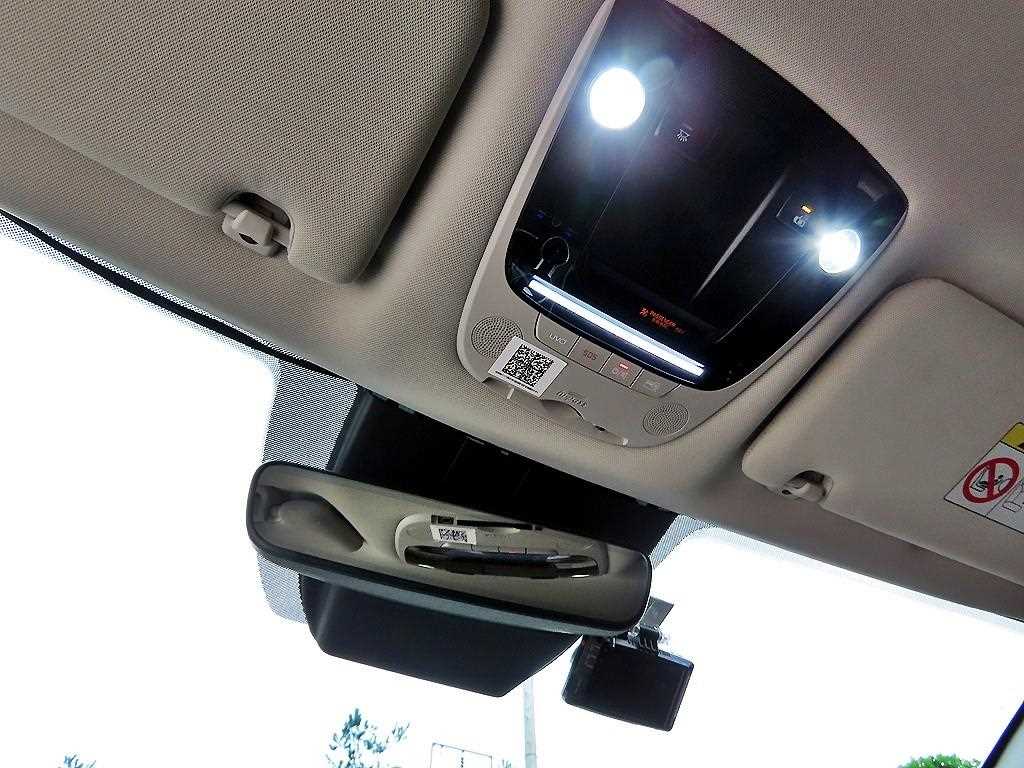 Kia K5 — photo 16