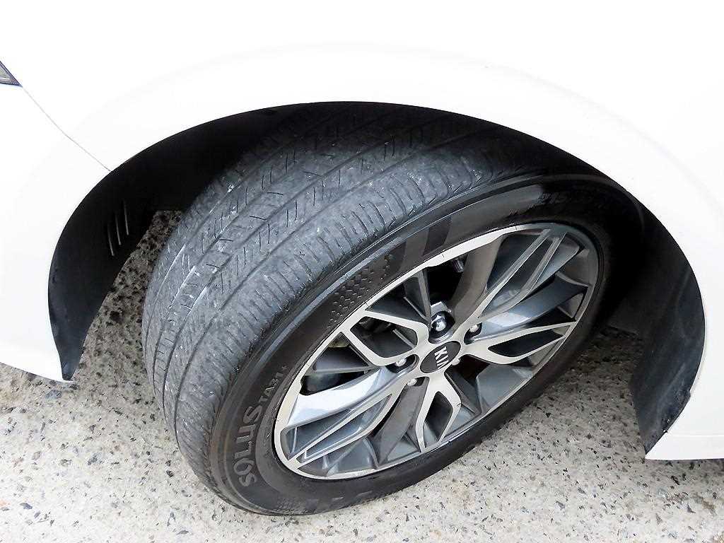 Kia K5 — photo 19