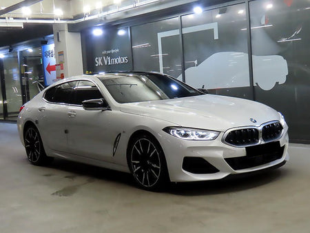 BMW 8-Series — photo 01