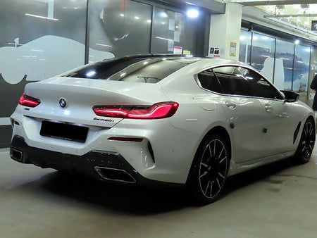 BMW 8-Series — photo 04