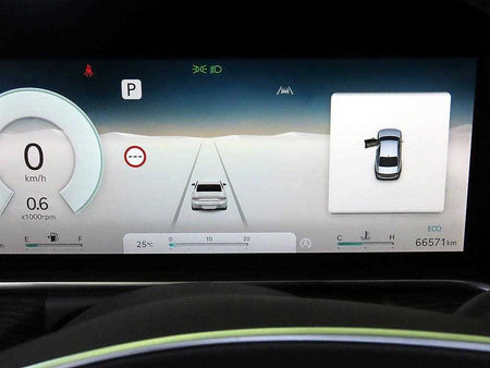 Genesis G90 — photo 09