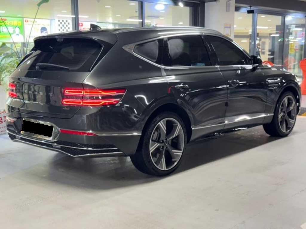 Genesis GV80 — photo 04