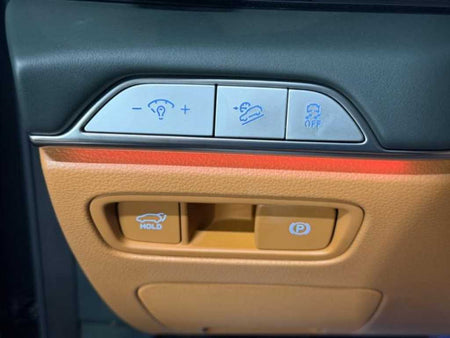 Genesis GV80 — photo 13