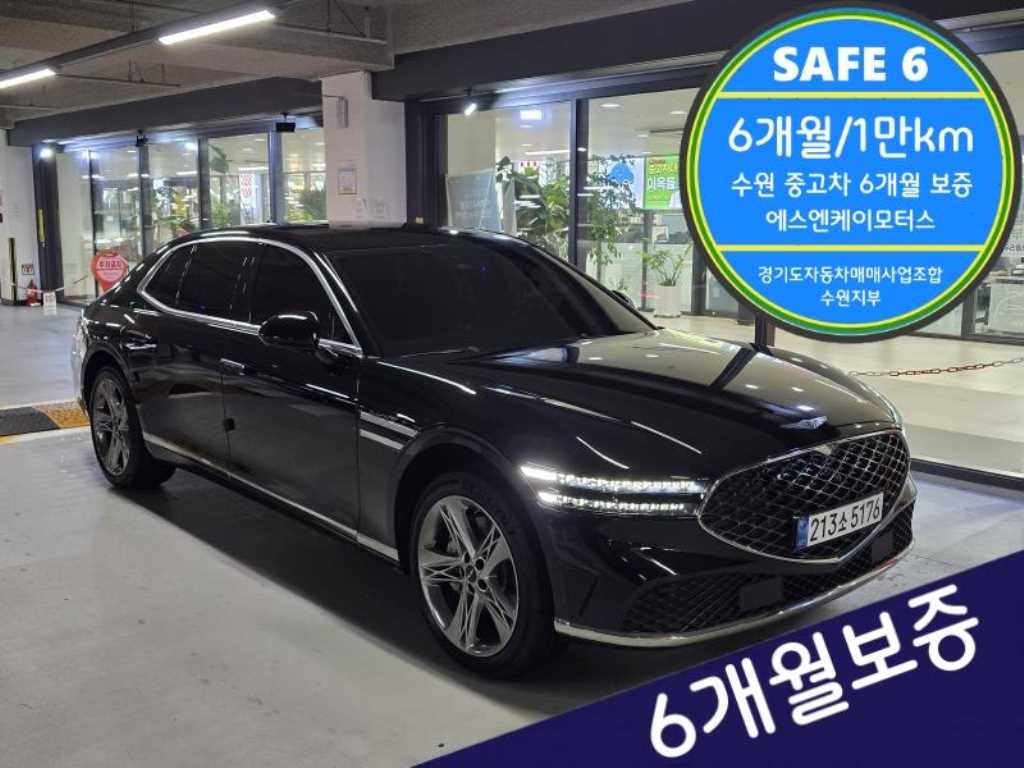 Genesis G90 — photo 01