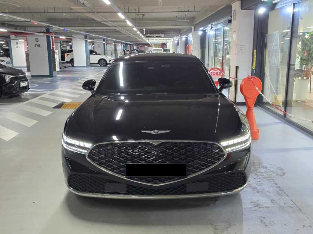 Genesis G90 — photo 02