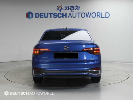 Volkswagen Jetta — photo 04