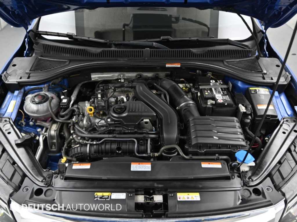 Volkswagen Jetta — photo 06