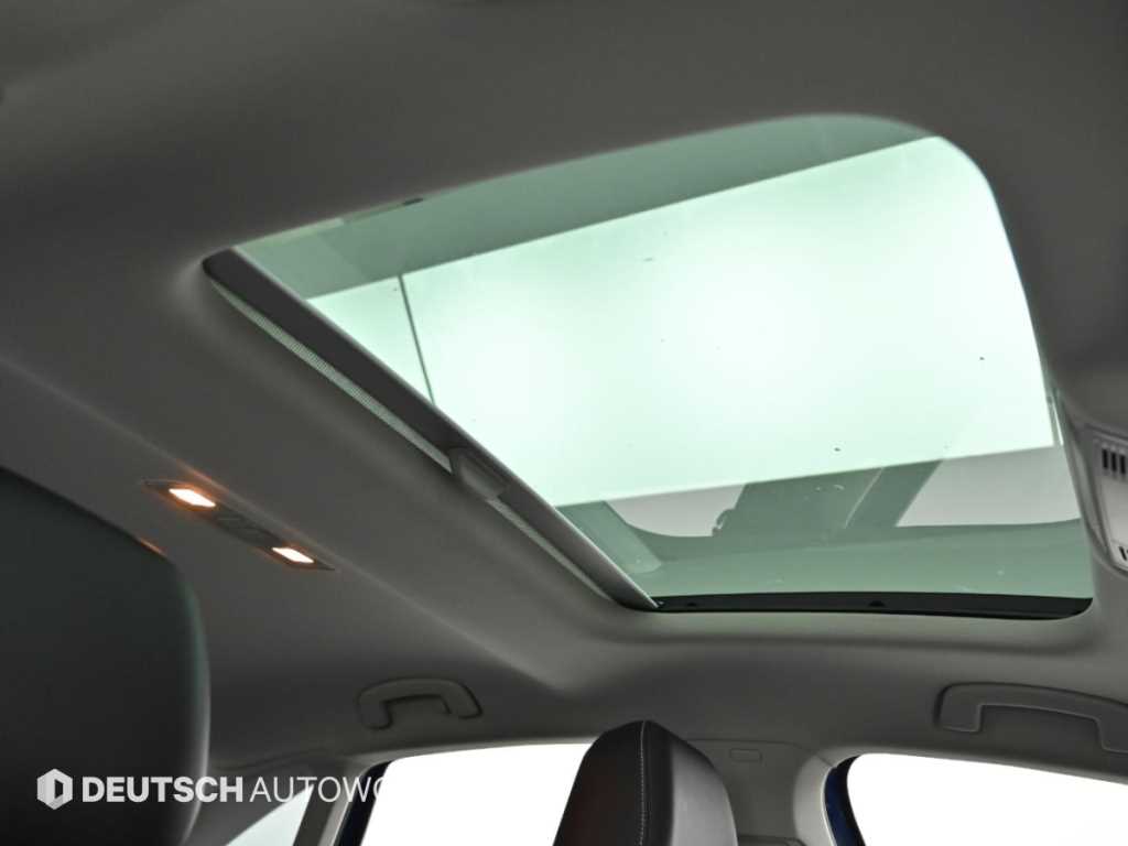 Volkswagen Jetta — photo 18