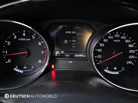 Kia Carnival — photo 08