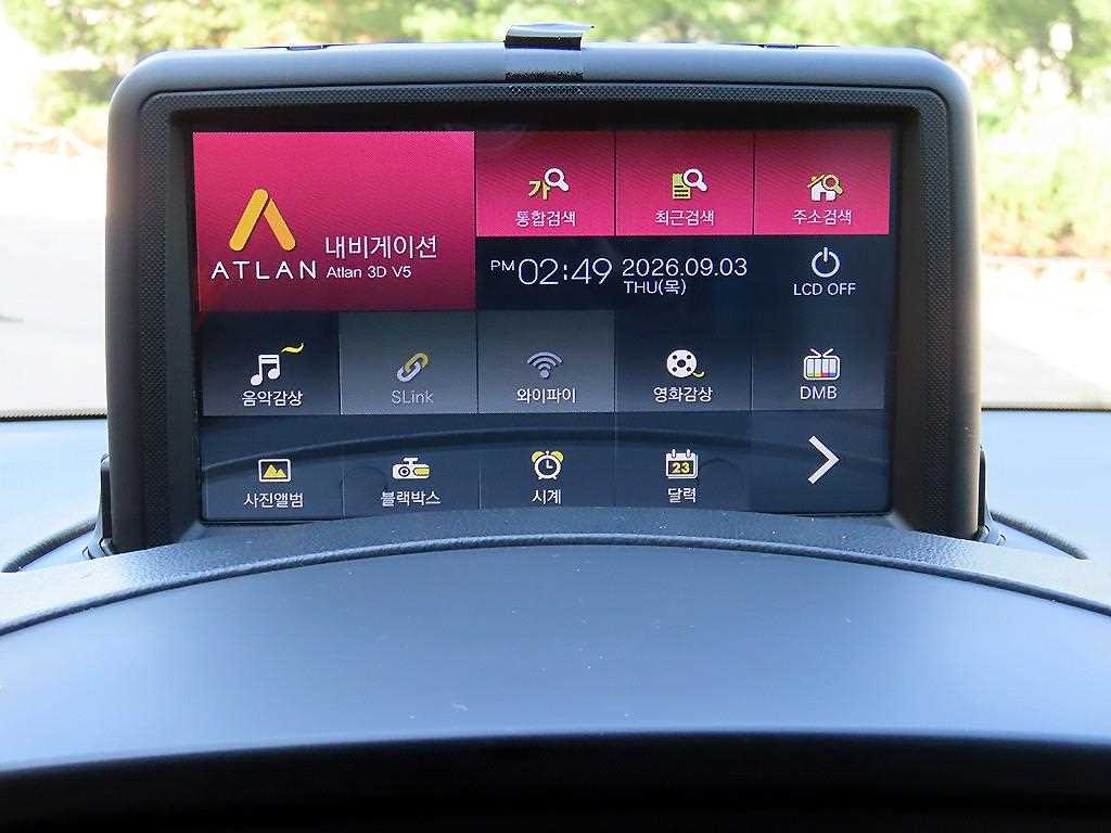 Hyundai Starex — photo 16