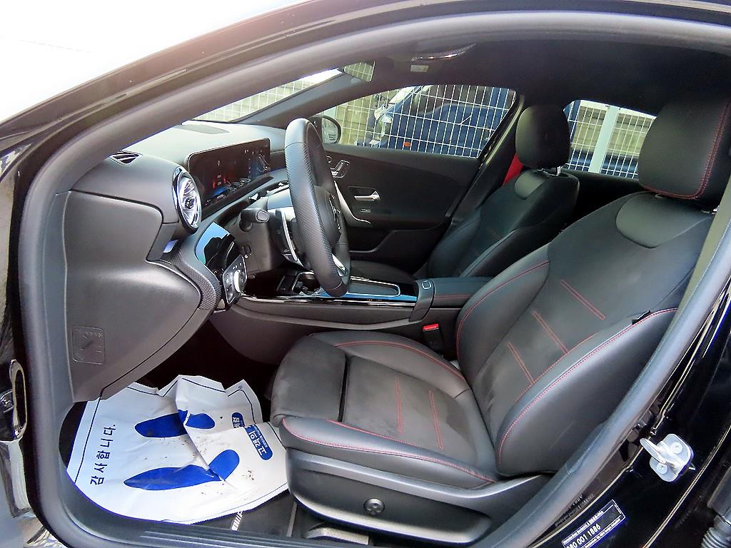 Mercedes-Benz A-Class — photo 05