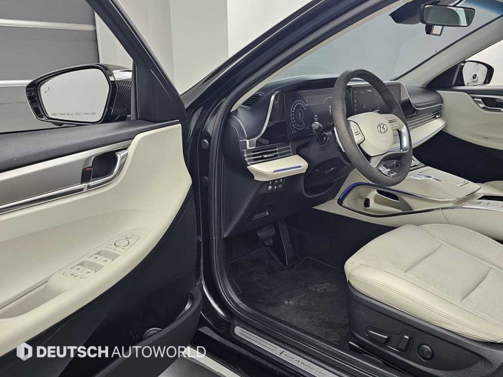 Hyundai Grandeur — photo 11