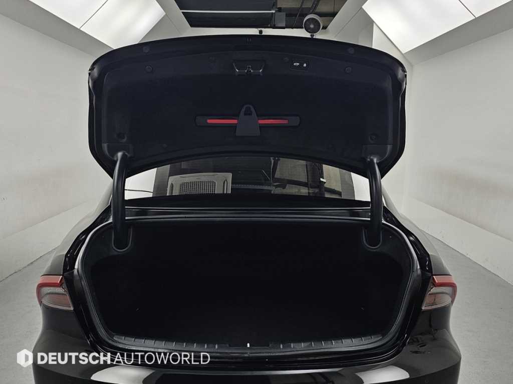 Hyundai Grandeur — photo 19