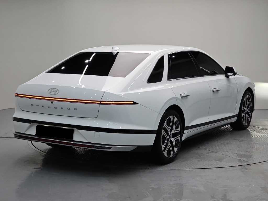 Hyundai Grandeur — photo 04