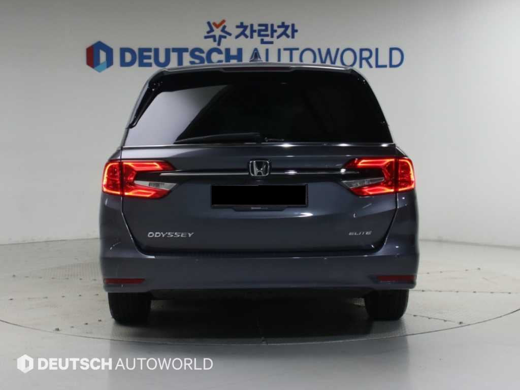 Honda Odyssey — photo 04