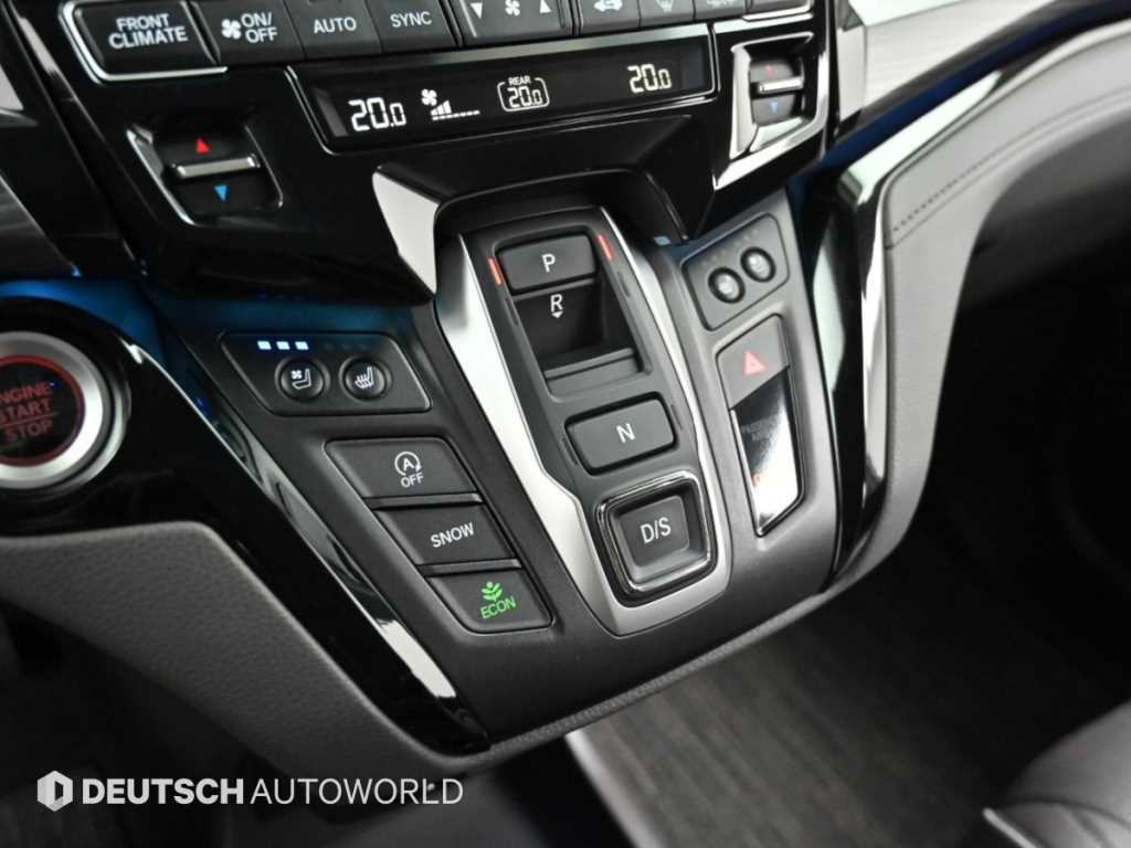 Honda Odyssey — photo 09