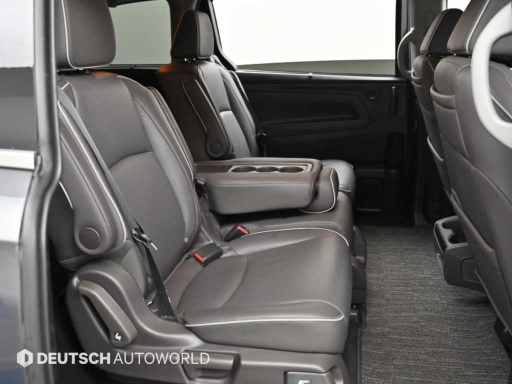 Honda Odyssey — photo 12