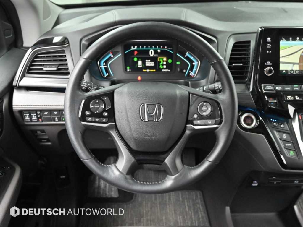 Honda Odyssey — photo 13
