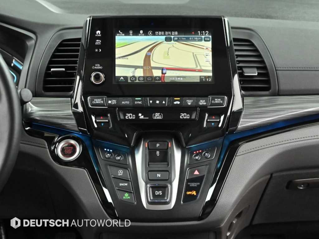 Honda Odyssey — photo 14