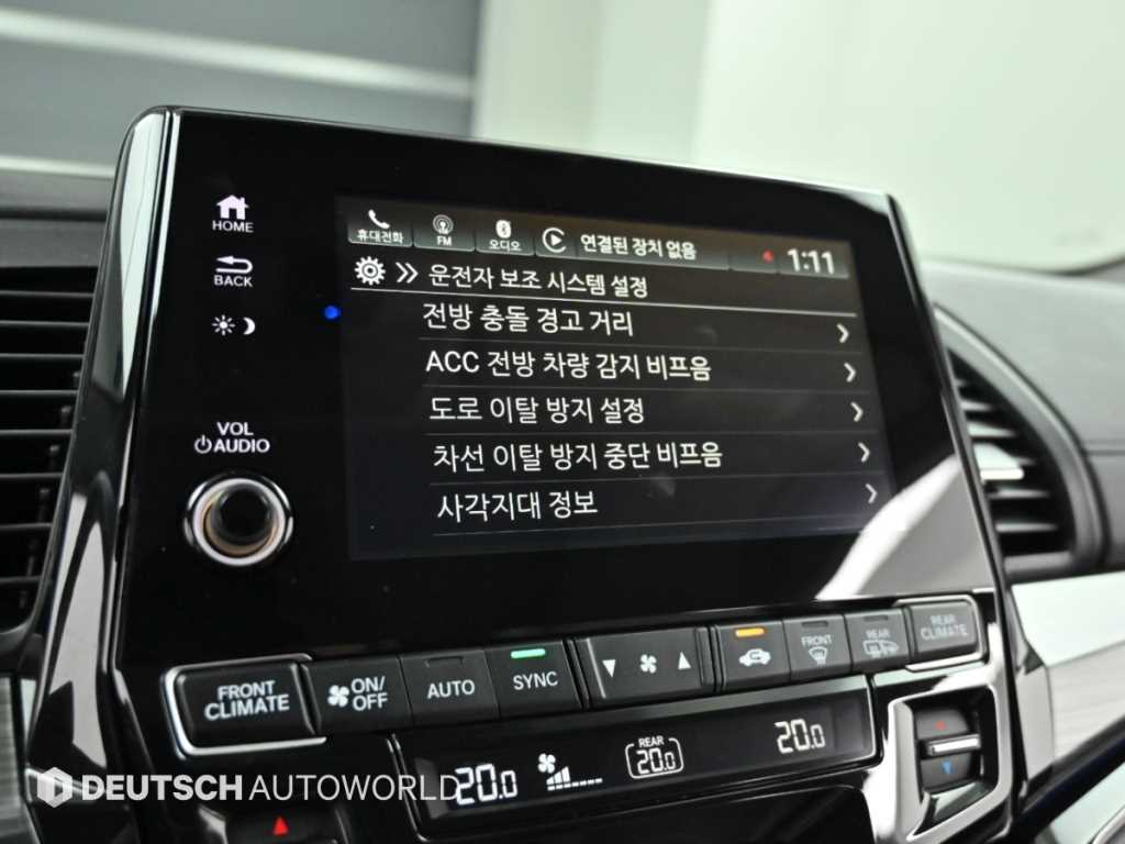 Honda Odyssey — photo 17