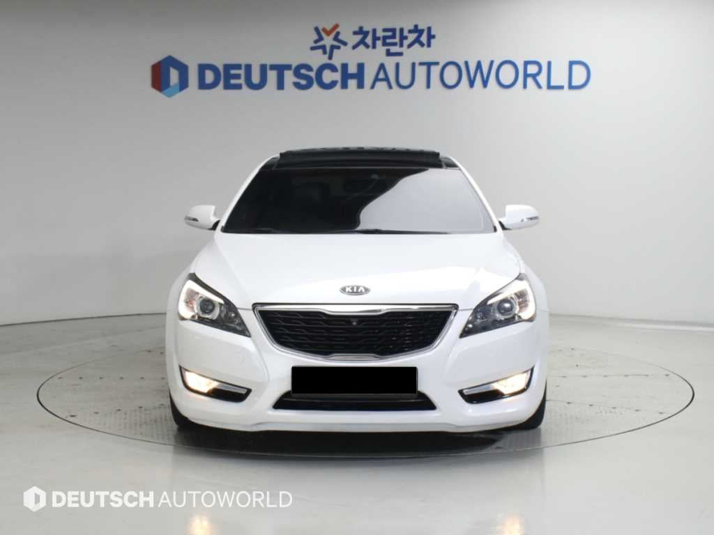 Kia K7 — photo 03