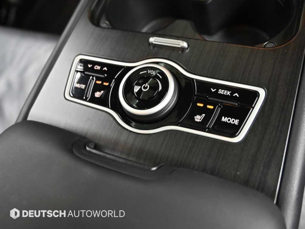 Kia K7 — photo 19