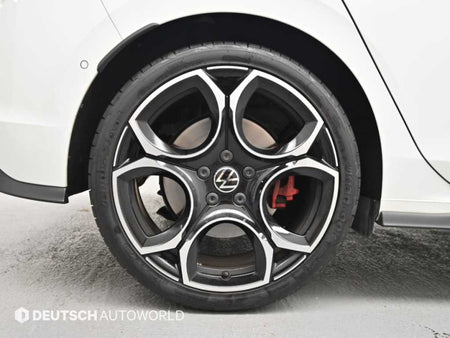 Volkswagen Golf — photo 05