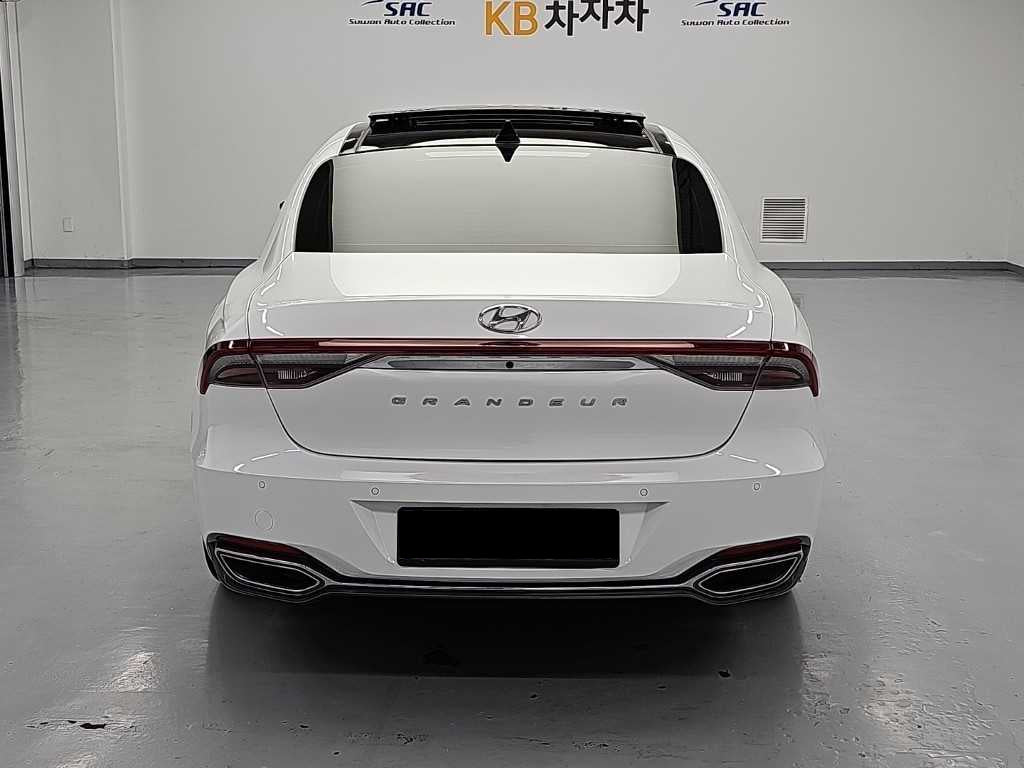 Hyundai Grandeur — photo 03