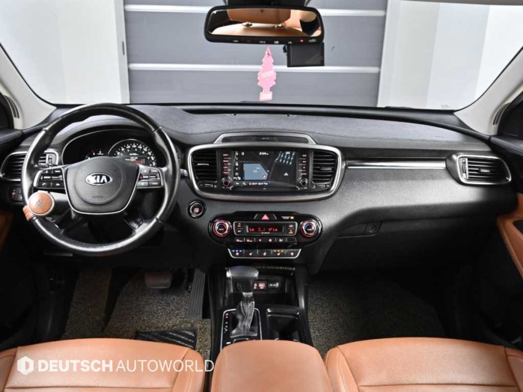 Kia Sorento — photo 07
