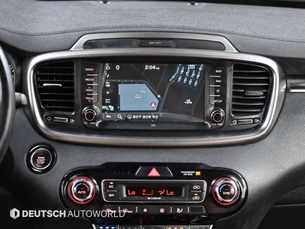 Kia Sorento — photo 14