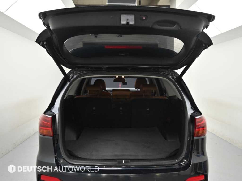 Kia Sorento — photo 19