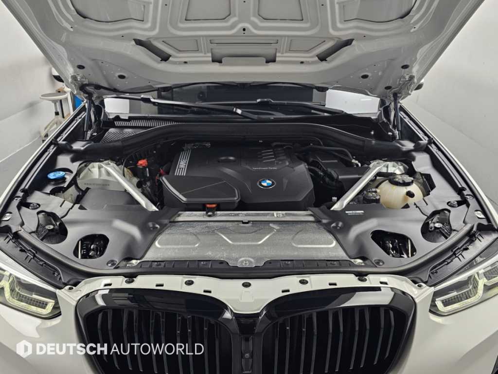 BMW X4 — photo 06